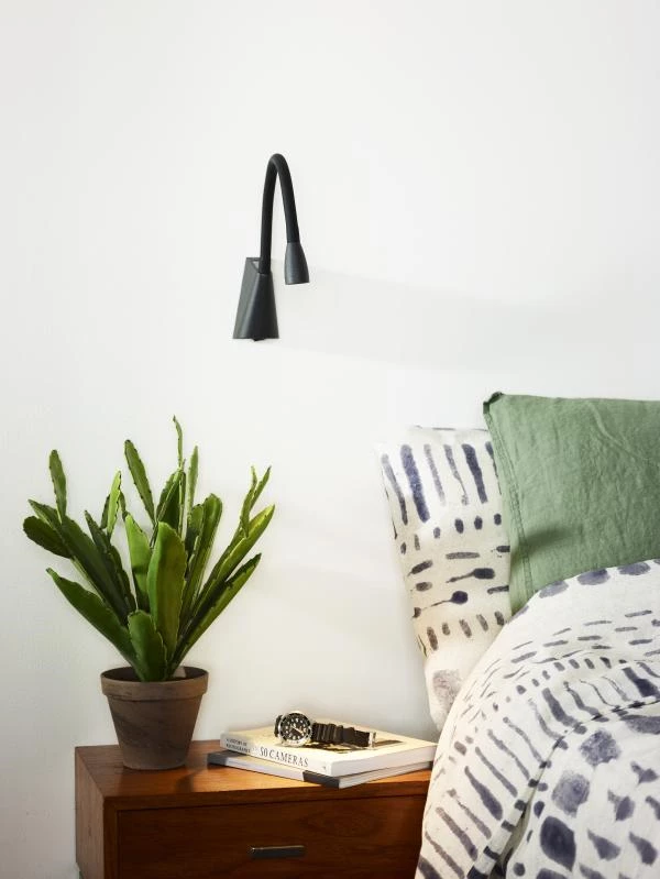 Lucide GALEN-LED - Lámpara de cabecera / Lámpara de pared - LED - 1x3W 3000K - Negro - ambiente 1